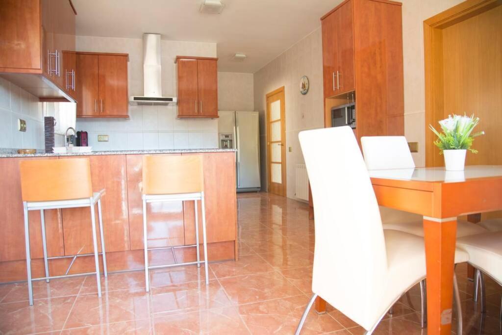 فيلا Casa Bella Con Piscina كالديس دي مونتبوي المظهر الخارجي الصورة