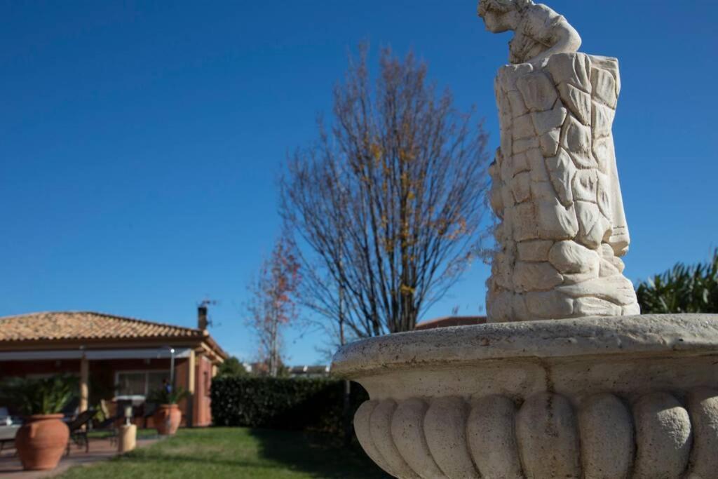 فيلا Casa Bella Con Piscina كالديس دي مونتبوي المظهر الخارجي الصورة
